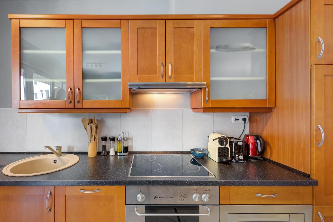 Stylish And Colorful With Balcony Appartement Budapest