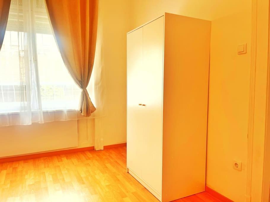 Spacious Flat *