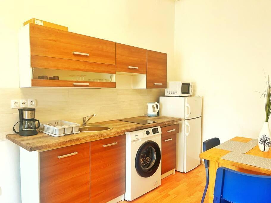 Spacious Flat Lejlighed