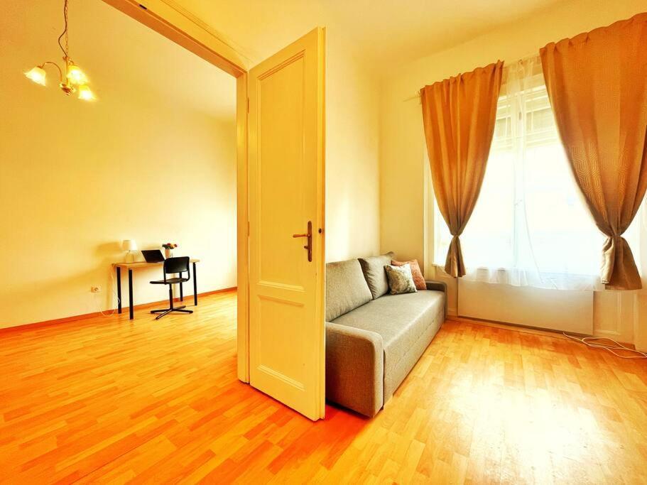 Lejlighed Spacious Flat Budapest
