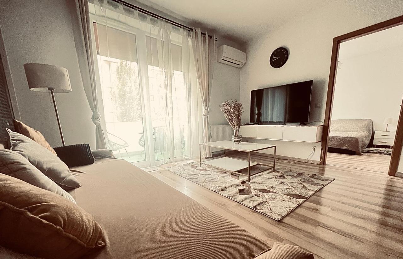 Corvin Promenade Crystal Apartamento *