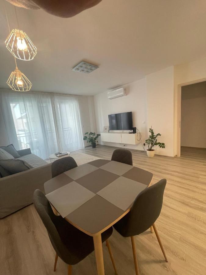 West Budapest-edge Of Downtown-free Parking Lejlighed *