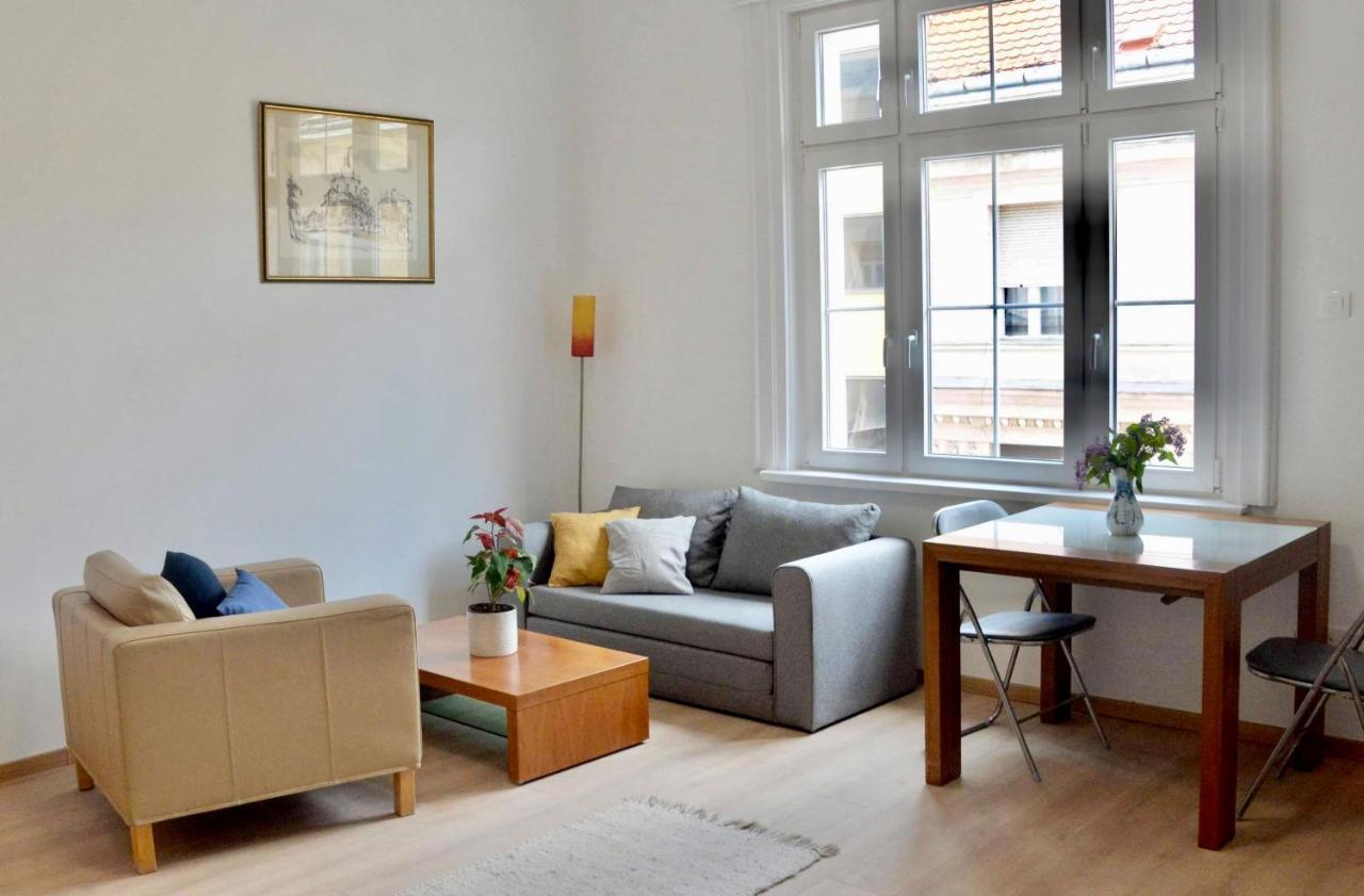 Appartement Nick's Apartment-spacious, And Quiet, By Margit Bridge