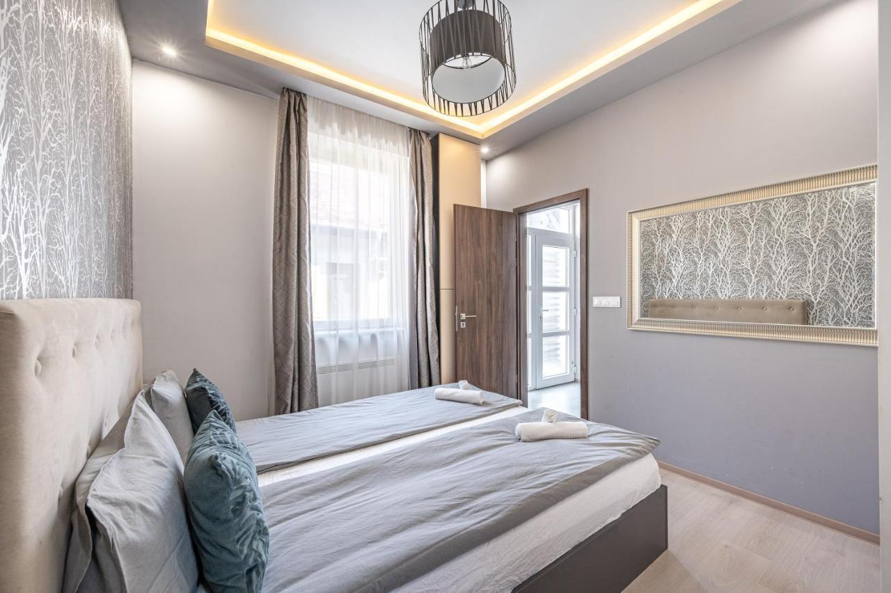 Fogas 1bedroom In Heart Of *