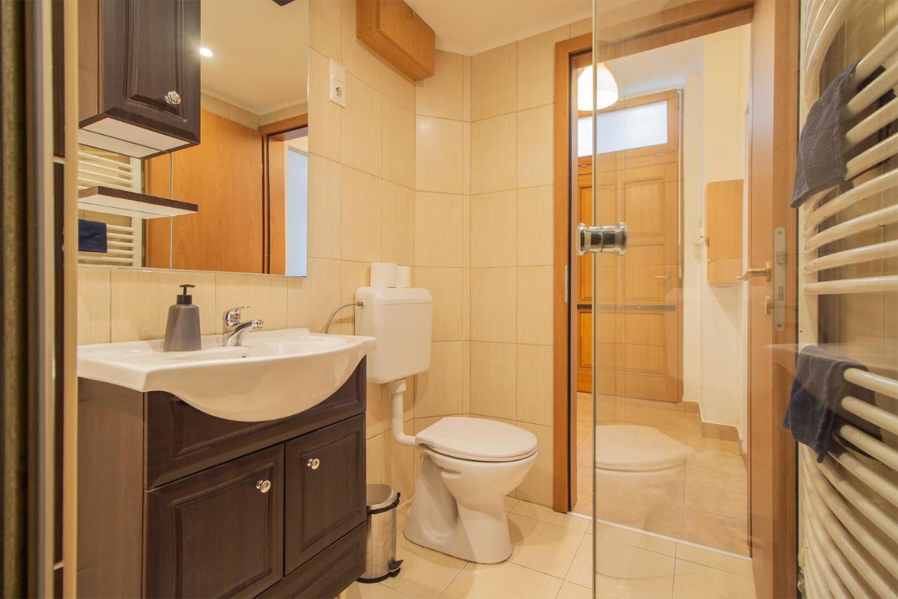 Two Bedroom At Basilica Budapest