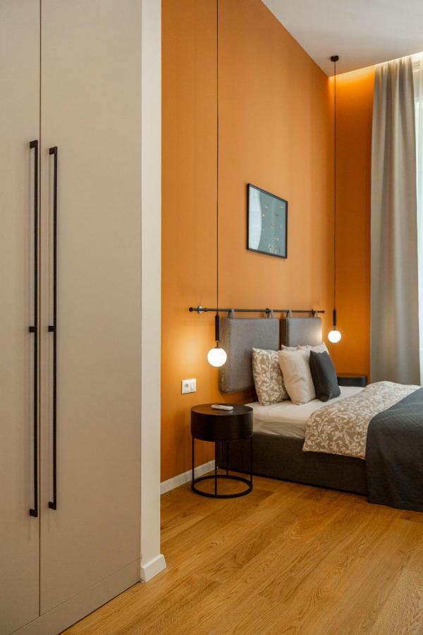 Luxurious Minimalist With Sauna By Prestige Homes Appartamento Budapest