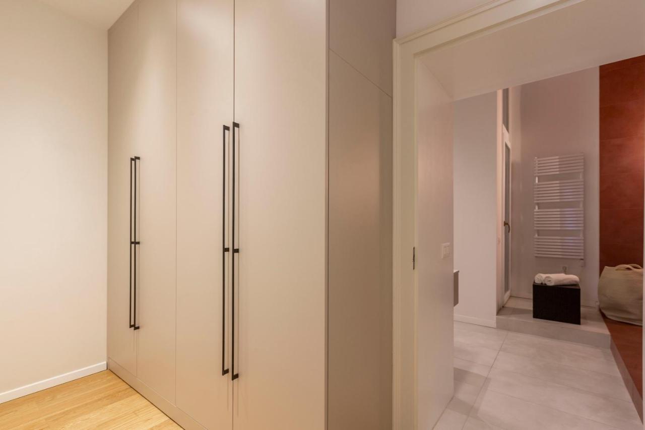 Luxurious Minimalist With Sauna By Prestige Homes Budapest