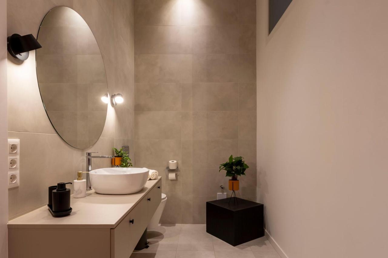 Luxurious Minimalist With Sauna By Prestige Homes Budapest