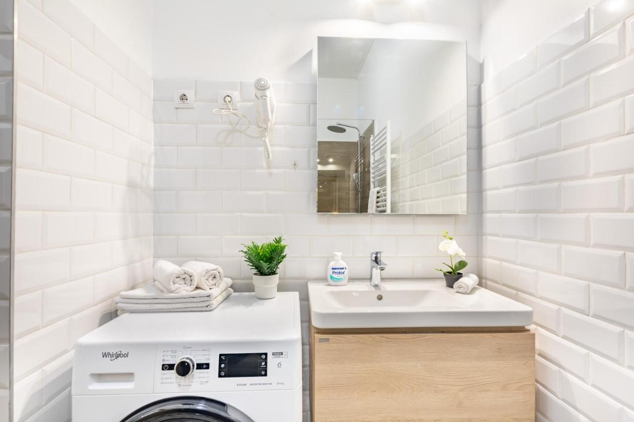 Extreme - New - Lively Neighbourhood Apartment Budapest