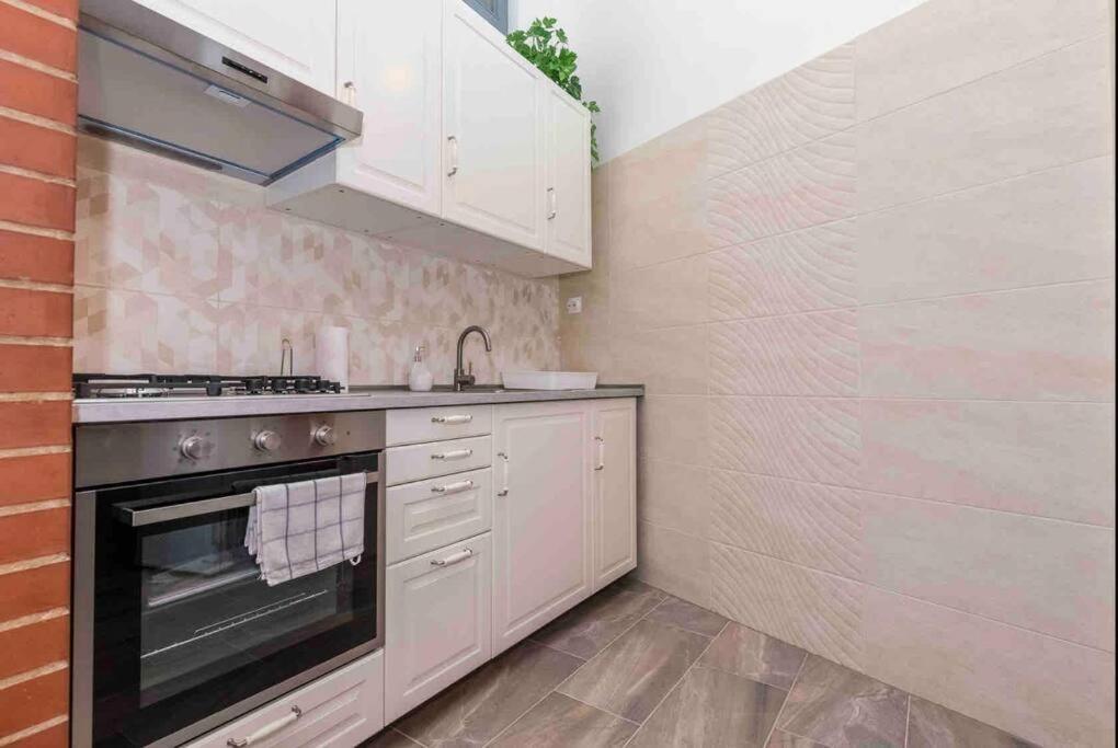 D3 Basilica Luxury Spacious Free Parking For 1 Car *