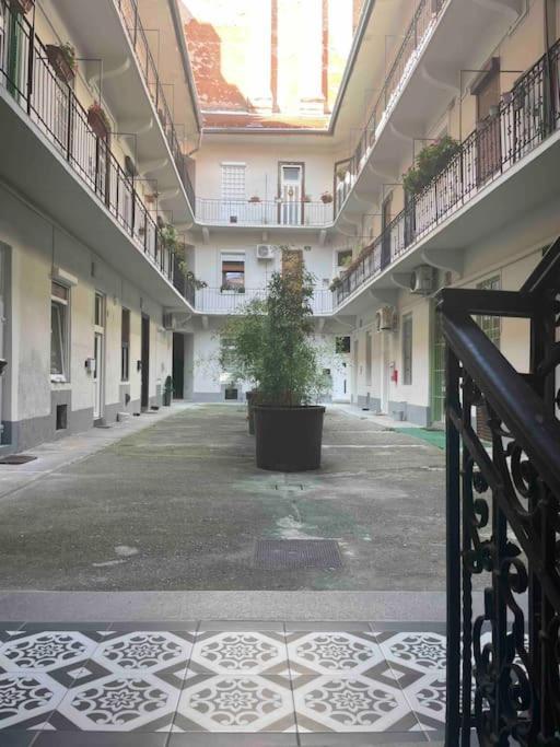 Central Stylish Apartament