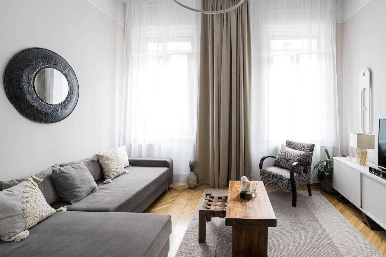 Apartamento Sunrise Lounge Corvin 63m2 Ac Budapest