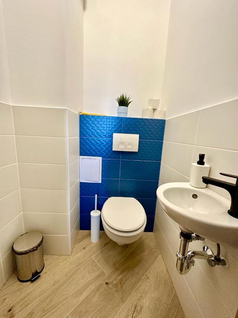 Lovely Young Panorama 01 #danube #balcony #freeparking Apartament Budapeszt