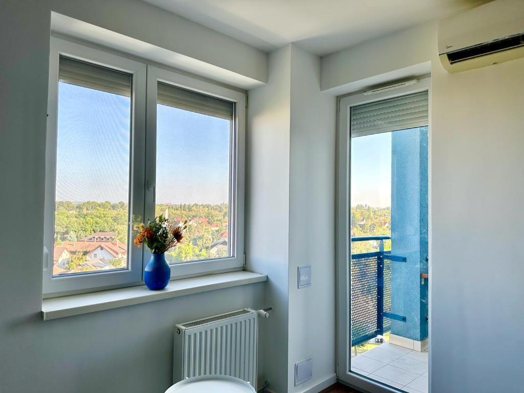 Lovely Young Panorama 01 #danube #balcony #freeparking Apartament