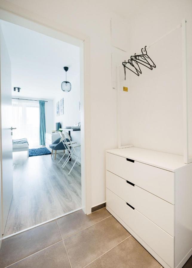 Modern Riverside With Free Parking Apartmán *