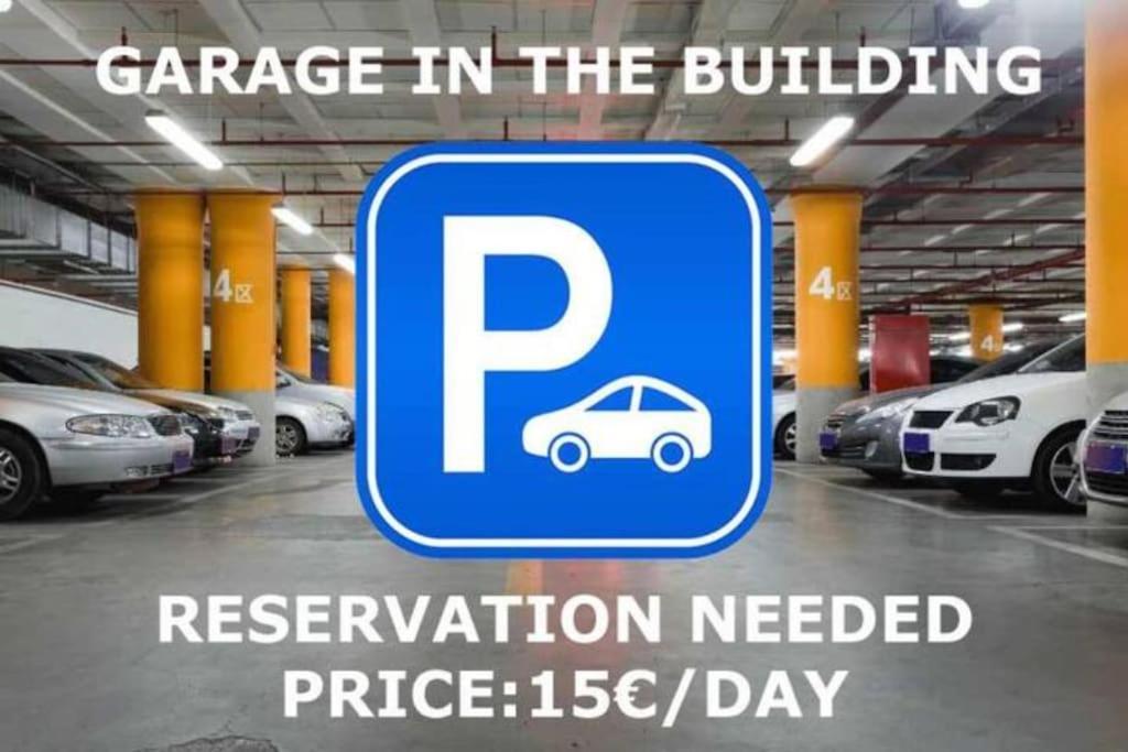 Panoramic Penthouse With Rooftop Terrace & Parking For 2 Cars * Budapest