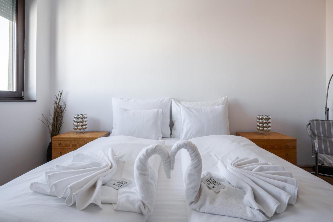 Panoramic Penthouse With Rooftop Terrace & Parking For 2 Cars Apartamento Budapest