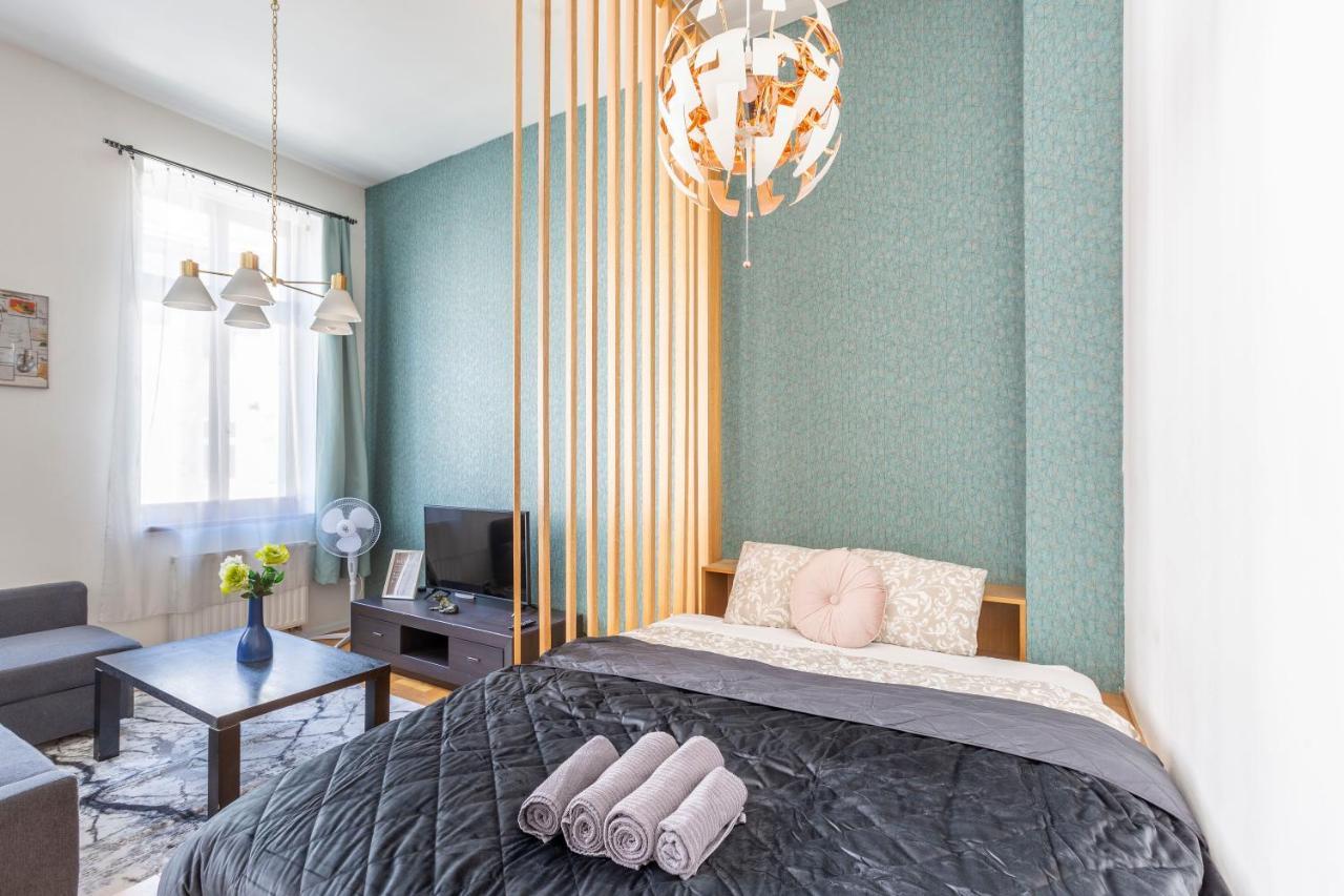 Gozsdu Aparment By Quentin Homes * Budapest