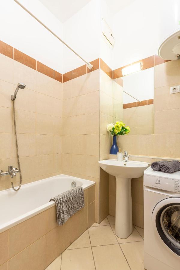Appartement Gozsdu Aparment By Quentin Homes *