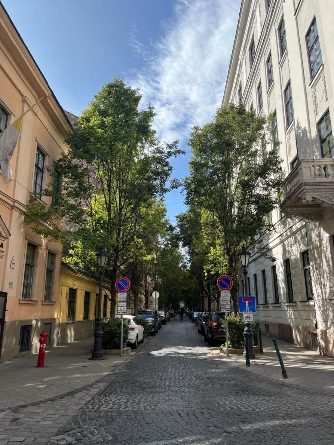 Palace District *