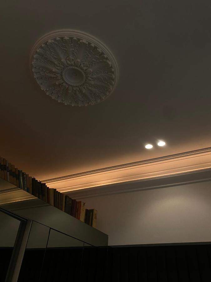 Clark Apartman *
