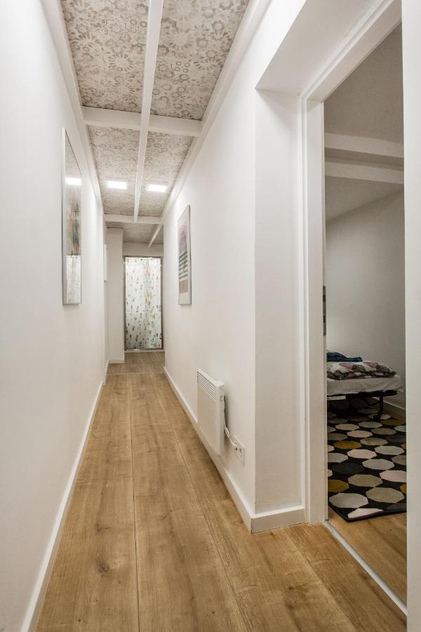 The Little Castle In Downtown Apartment