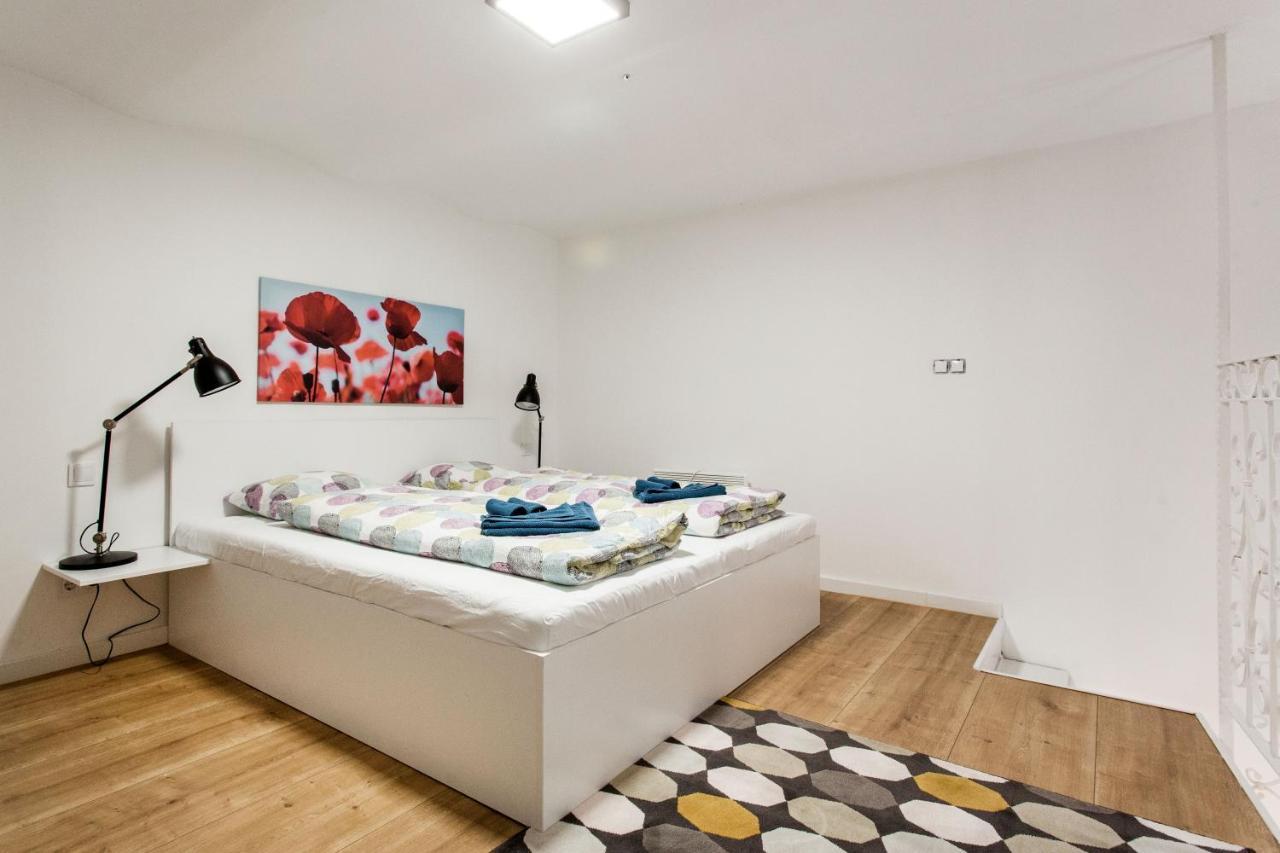 The Little Castle In Downtown Apartment