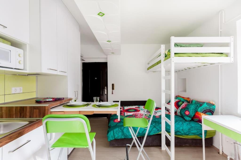 District 5 Studio Near Universities With Ac+view Apartment