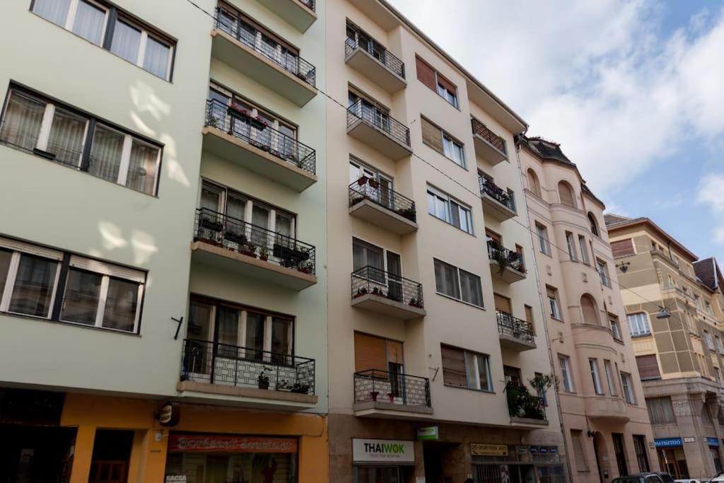 District 5 Studio Near Universities With Ac+view Apartment