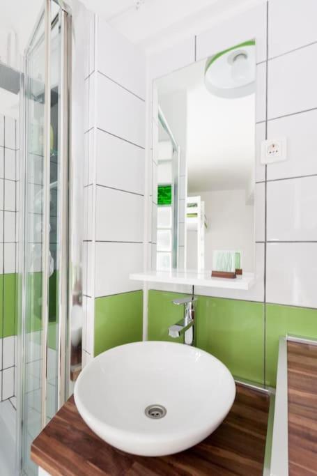District 5 Studio Near Universities With Ac+view Apartment *