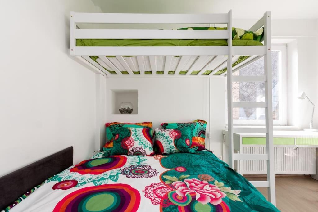 District 5 Studio Near Universities With Ac+view Apartment Budapest