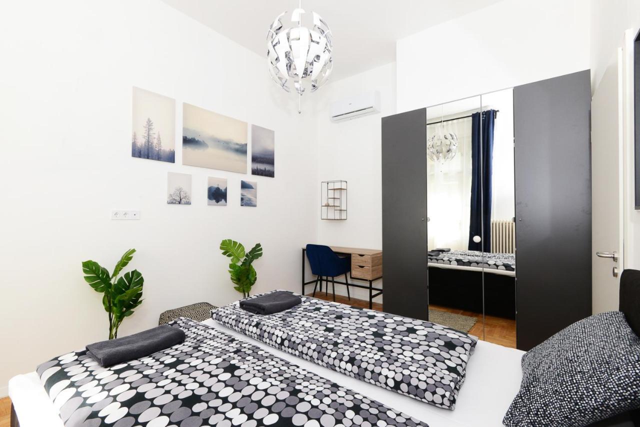 Apartmán Akacfa 7 Two Bedroom *