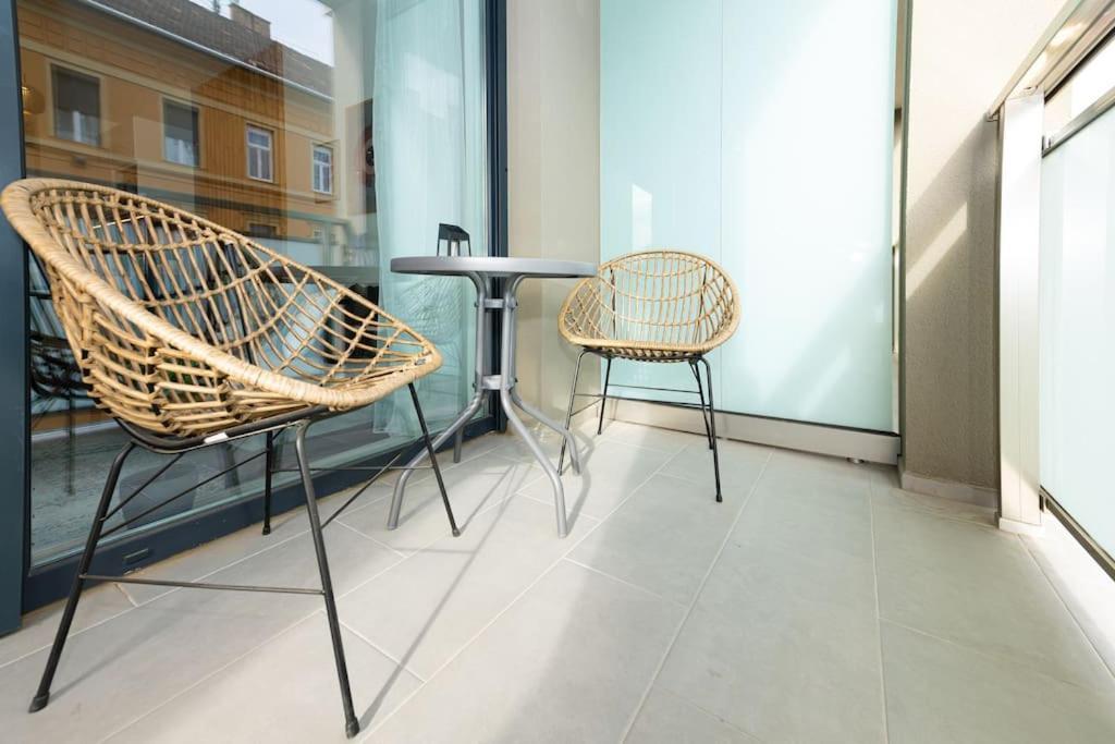 Apartmán Chic206 Retreat: Modern 1br Gem With Balcony By Nw Budapešť