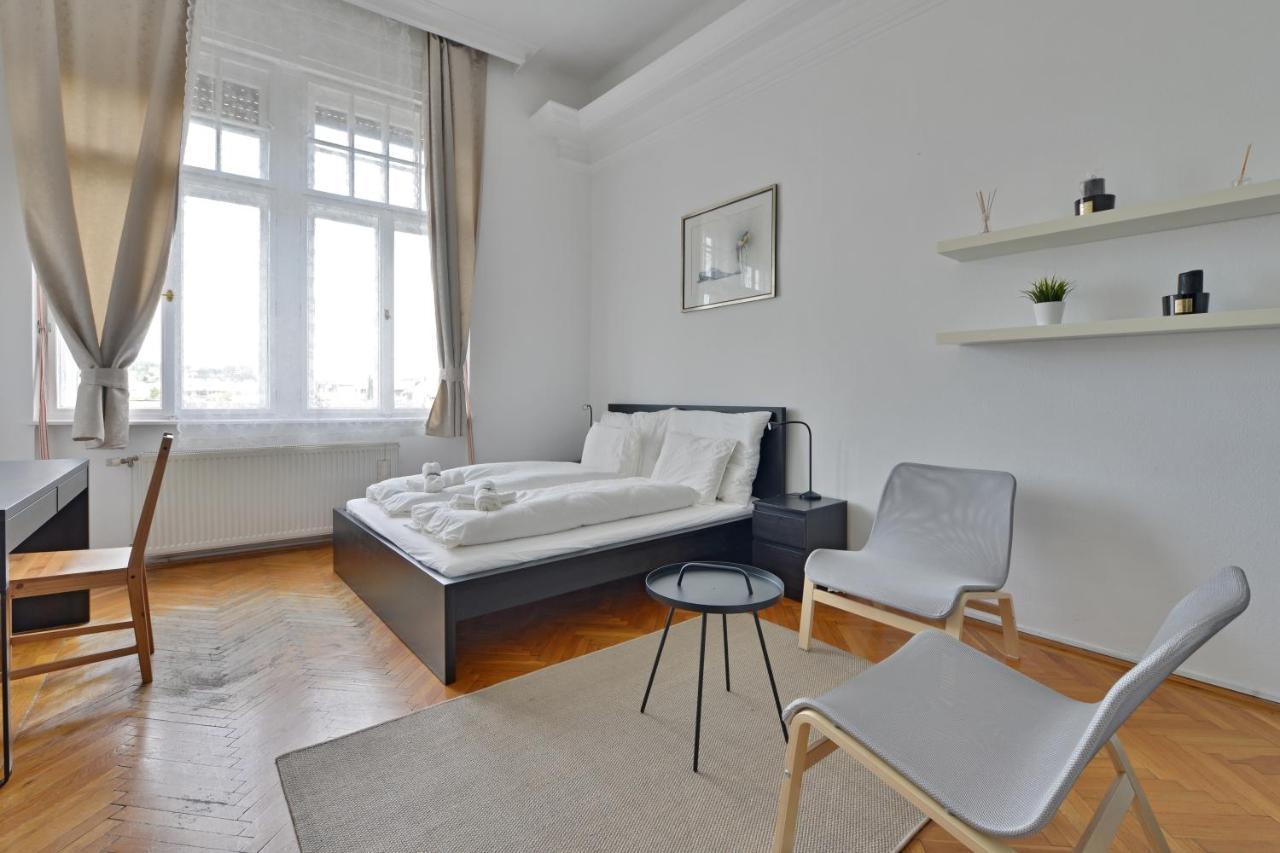 Buda House 8