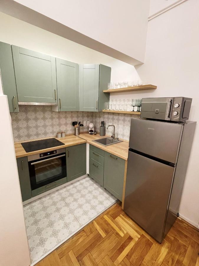 Grand Apartment *