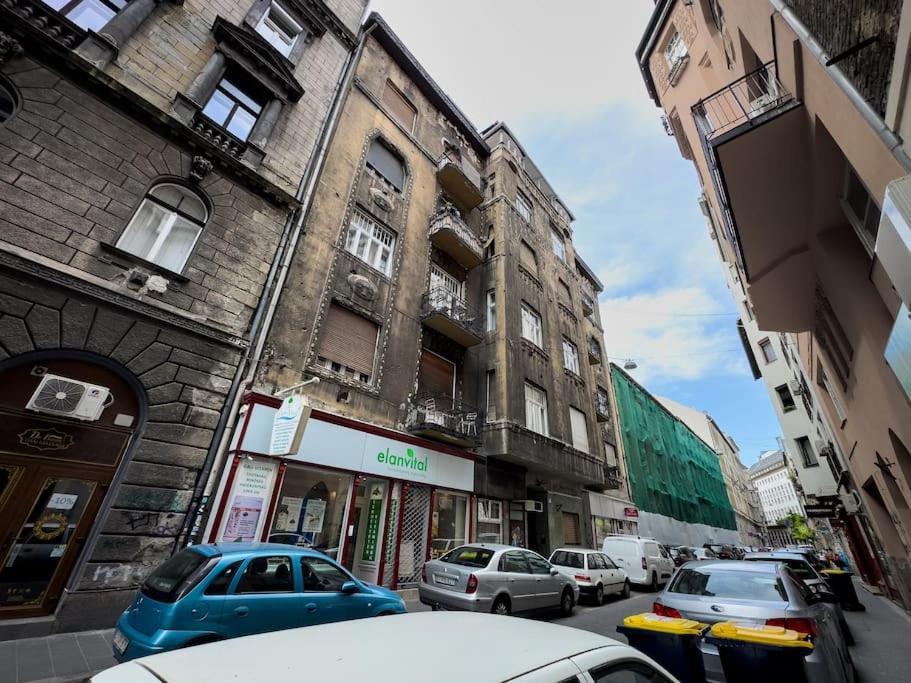 Ermosa * Budapest