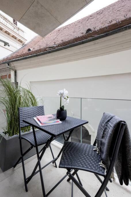 High-end W Gym/sauna/balcony/security Budapest