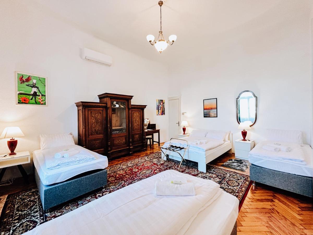 Pd Apartment