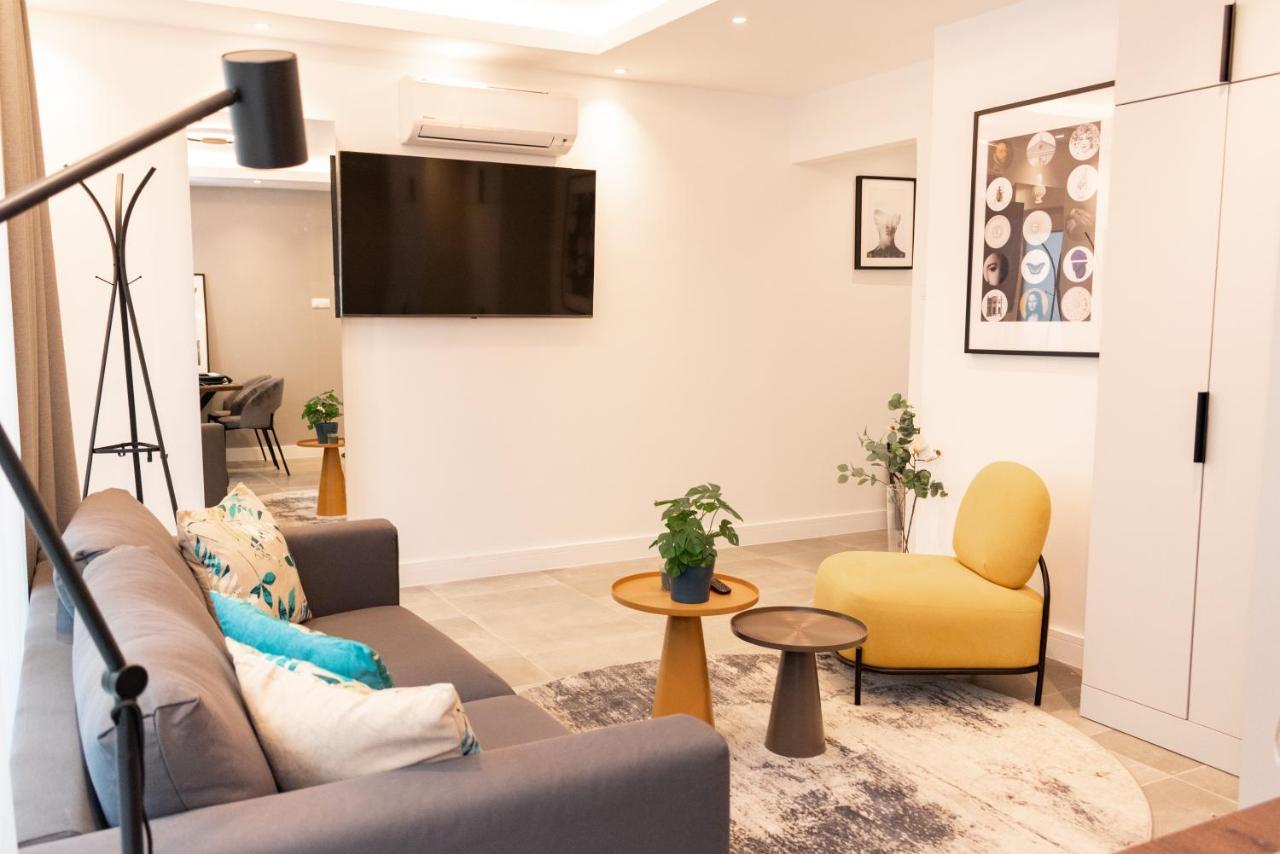 Luxury Cozy 2 Bdr Downtown Apt.2