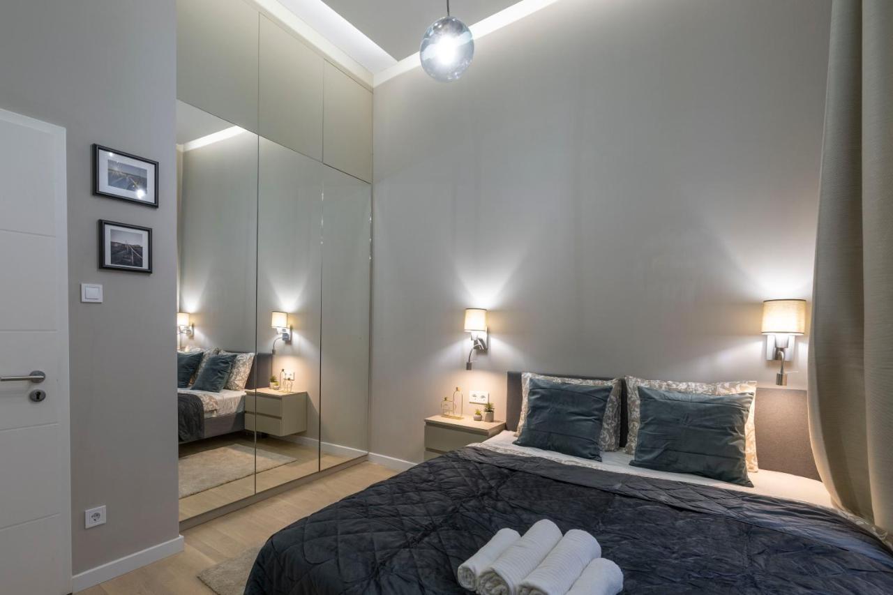 Luxurious & Spacious With Balcony Apartment Budapest