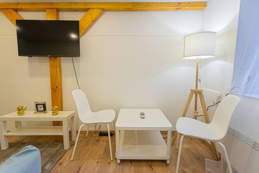 2 Bedroom In The Dob Street, Emerald Apartmán Budapest