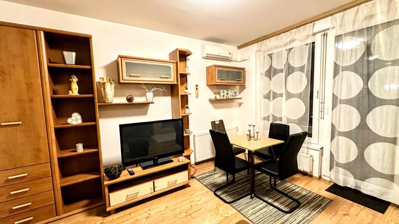 Flowers Apartman