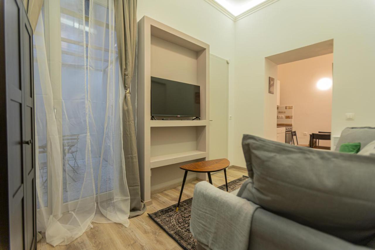 Downtown Flat In Budapest, Mona