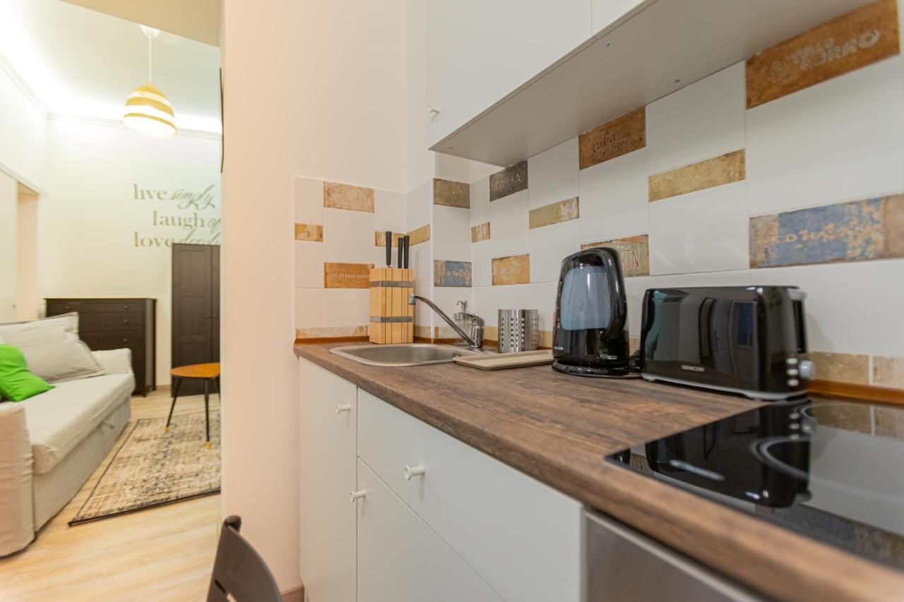 Downtown Flat In Budapest, Mona Apartment