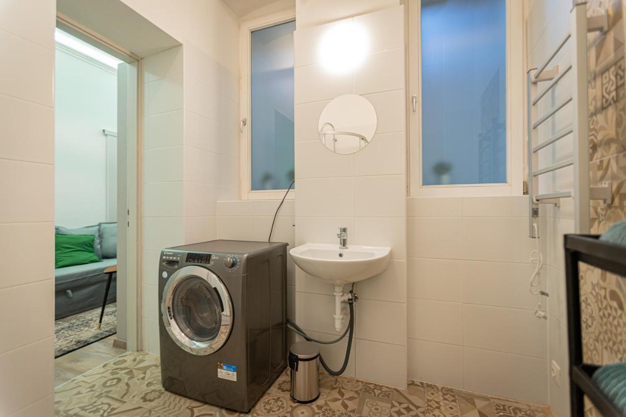 Downtown Flat In Budapest, Mona Apartment Budapest