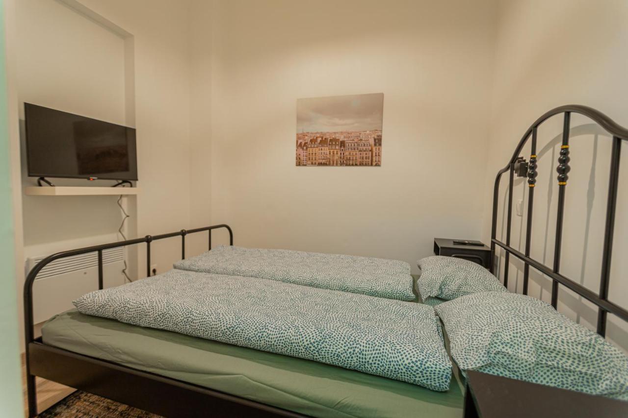 Downtown Flat In Budapest, Mona Budapest