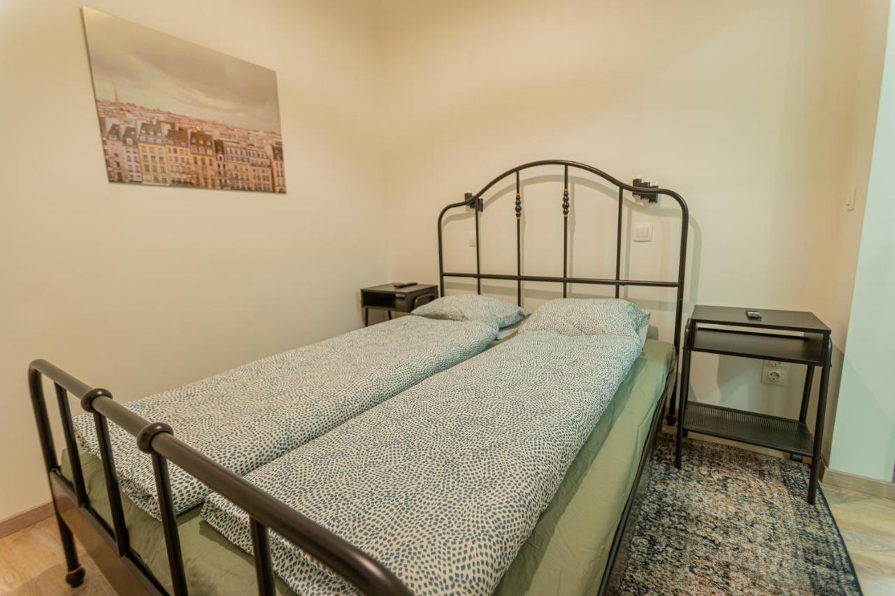 Downtown Flat In Budapest, Mona Apartment Budapest