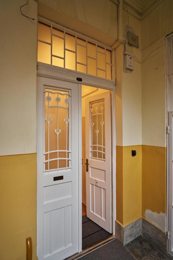 Nanirol At Gellert Bath Apartamento *