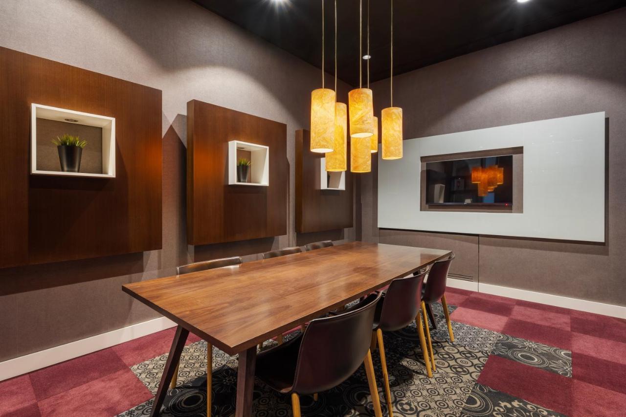Ikonik Parlament 4* Budapest
