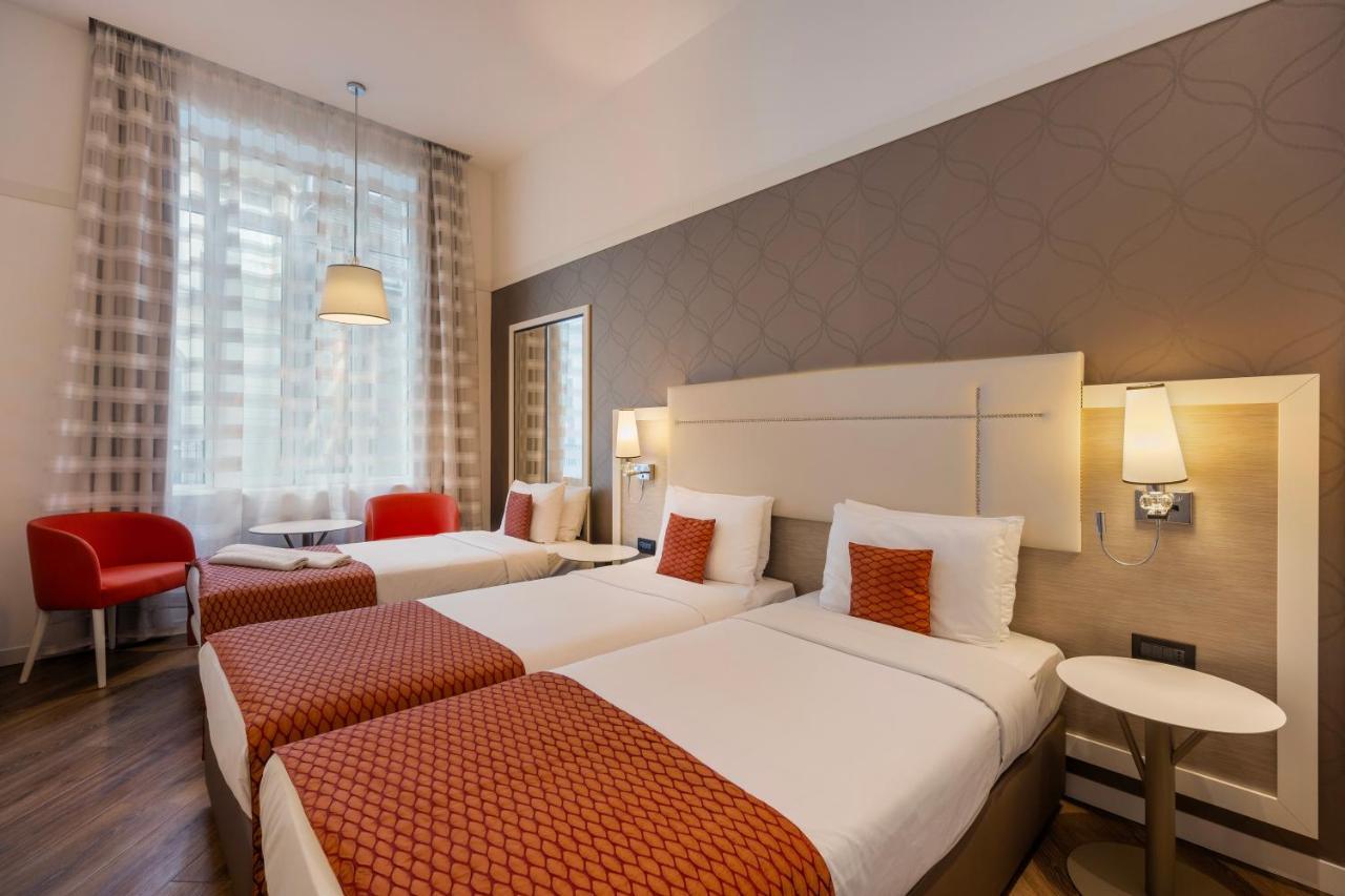 Ikonik Parlament Hotel 4*